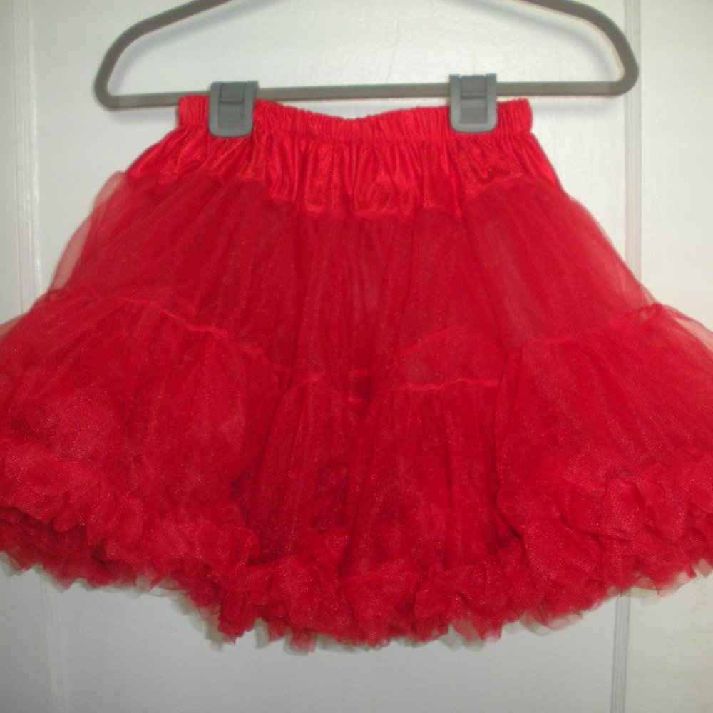 NWOT Red Adult Plus Size Tutu/Petticoat